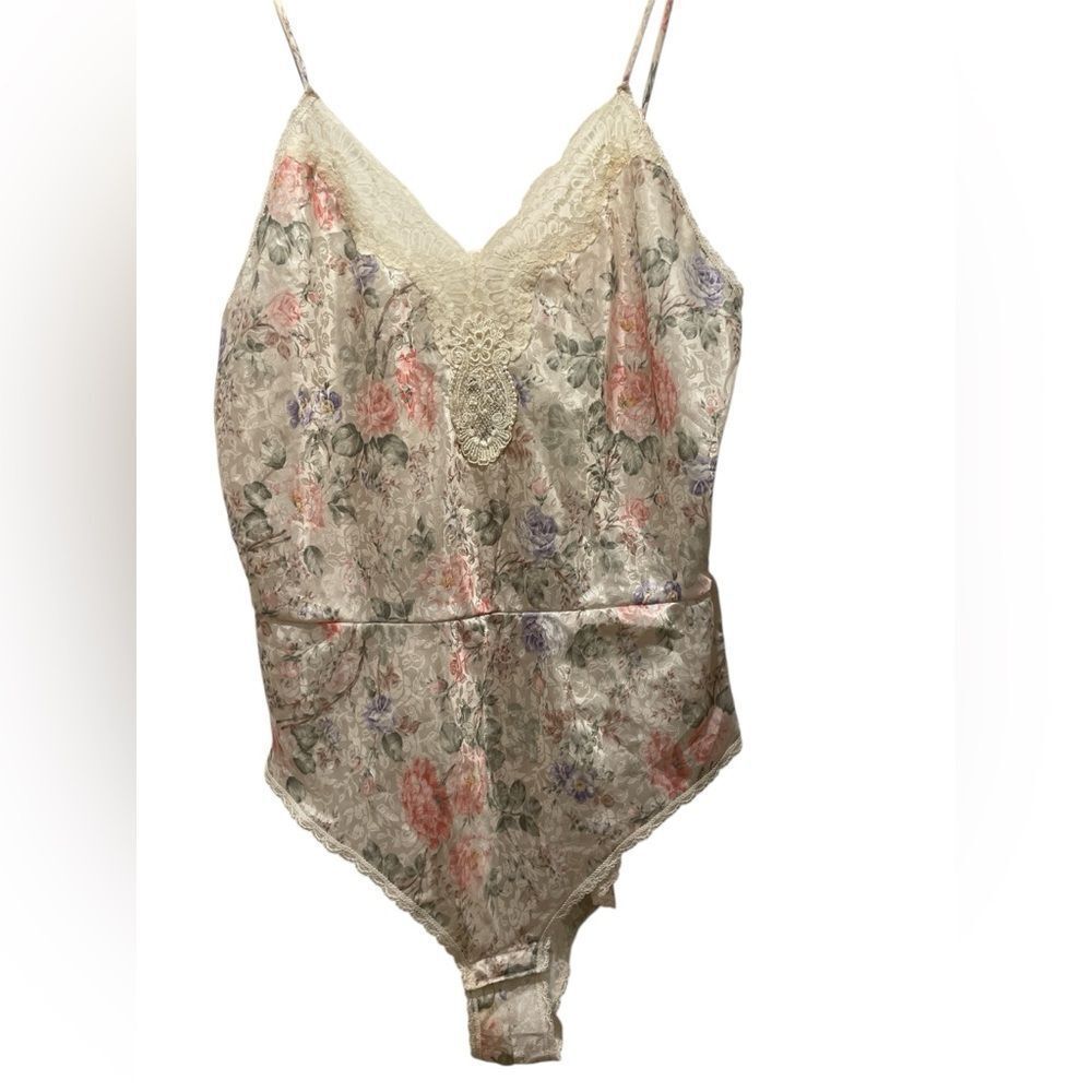 Lucie Ann —Floral Lace lingerie One Piece Medium ll